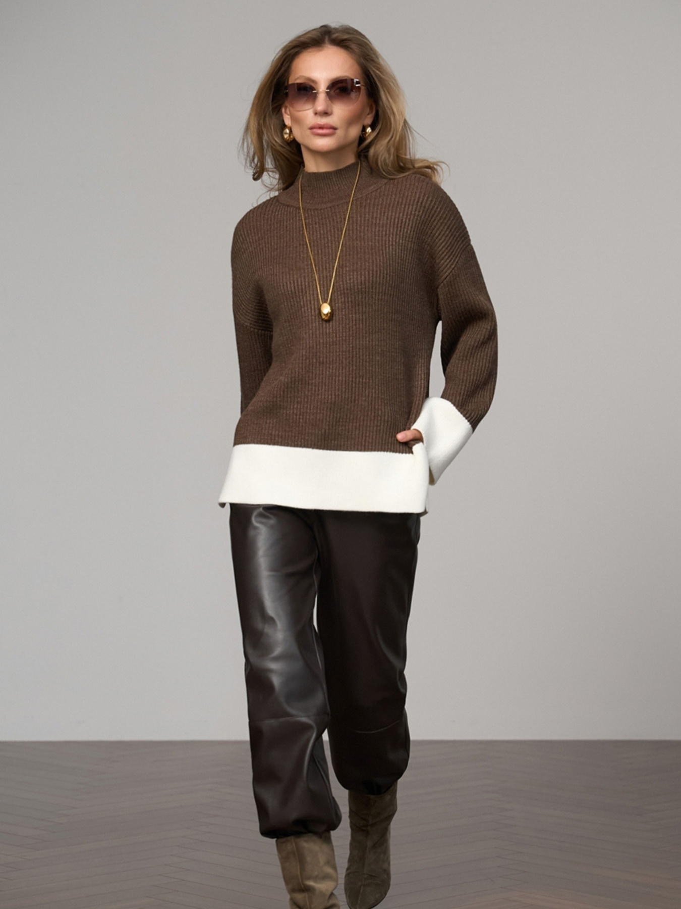 Свитер TrikoBakh модель 2823-bronza-moloko Фото