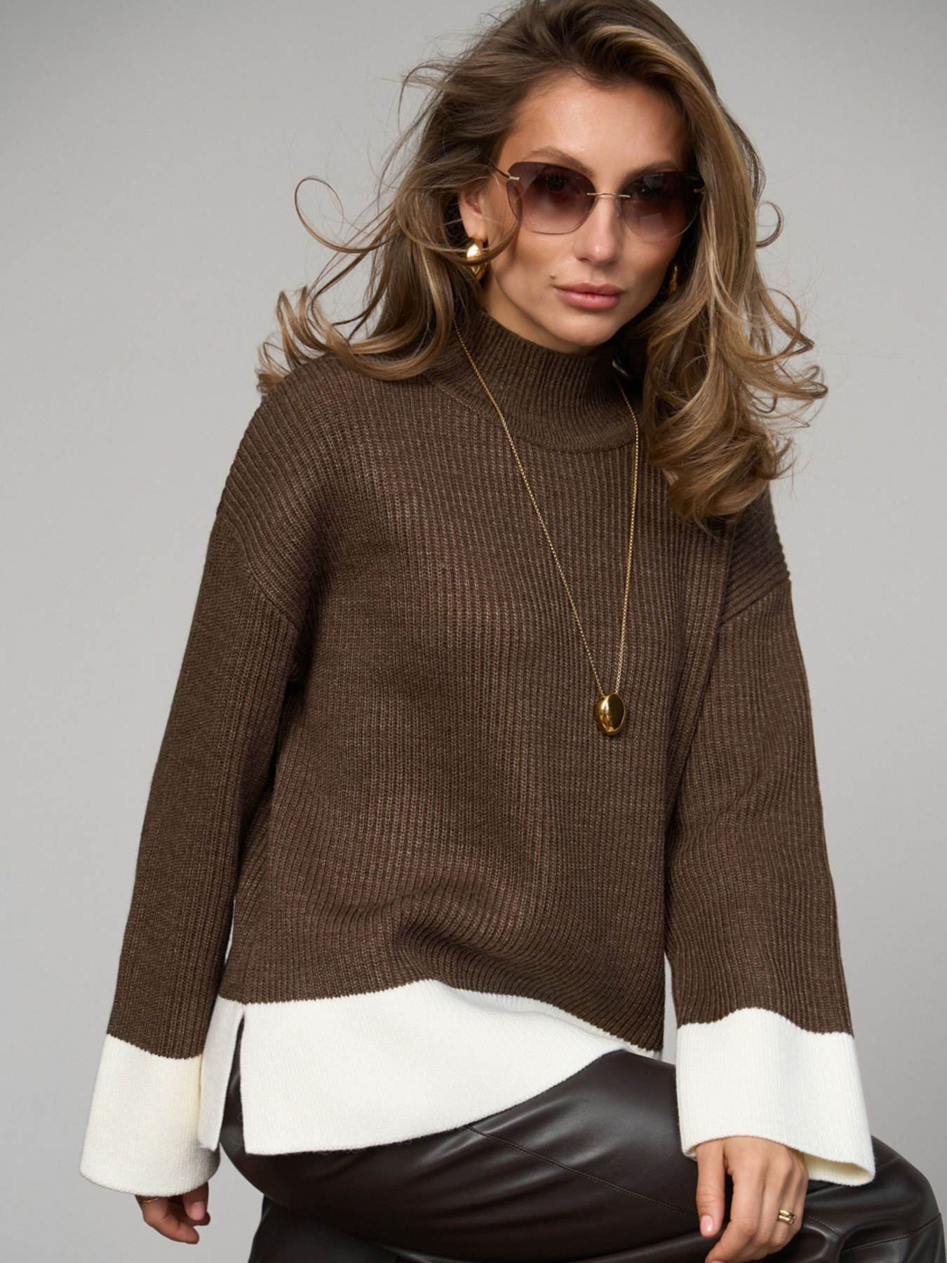 Светр TrikoBakh модель 2823-bronza-moloko Фото