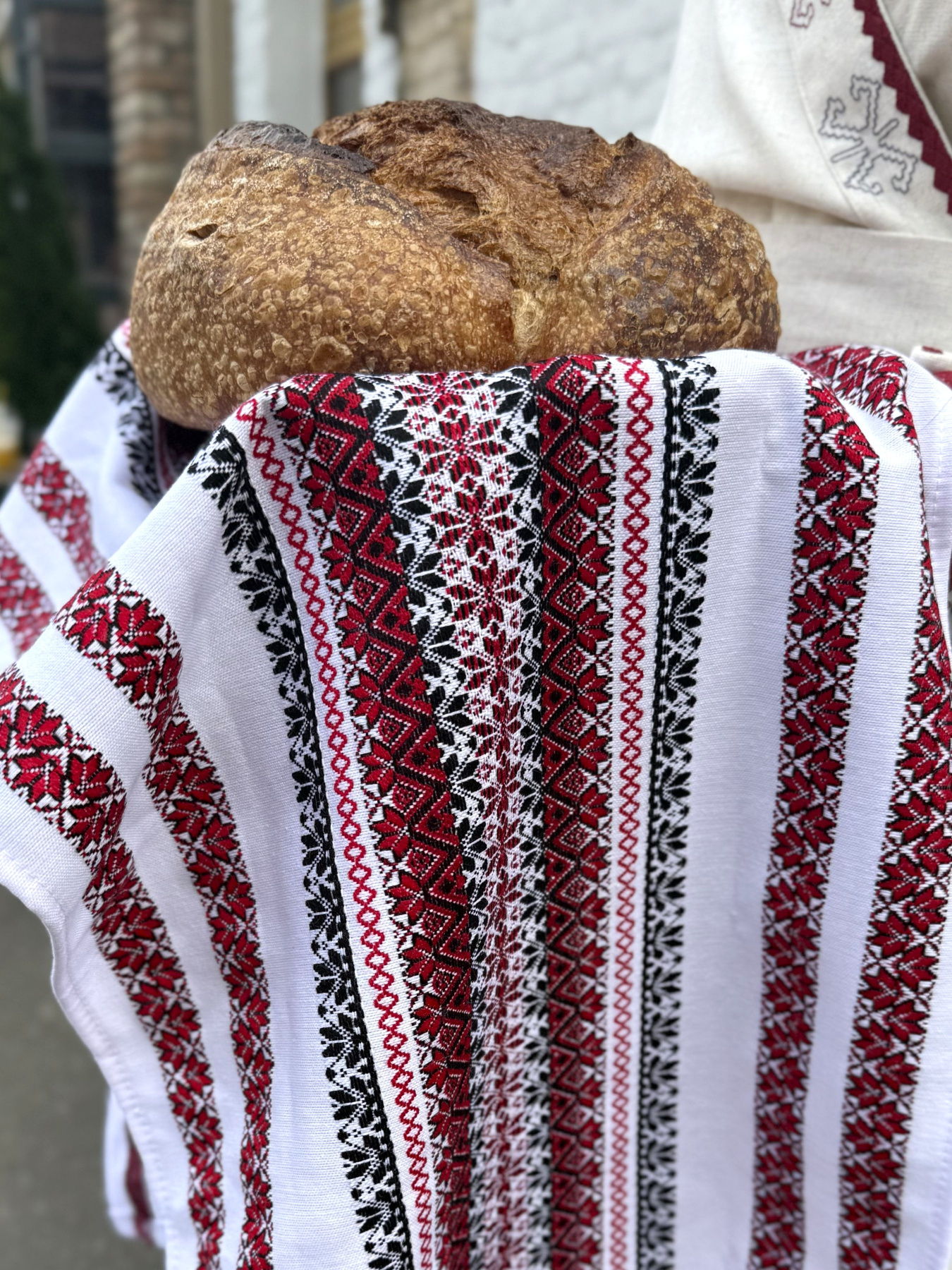 Ранер-полотенце вышитое Этно на стол в украинском стиле с вышивкой Ecotton модель 25324 Фото