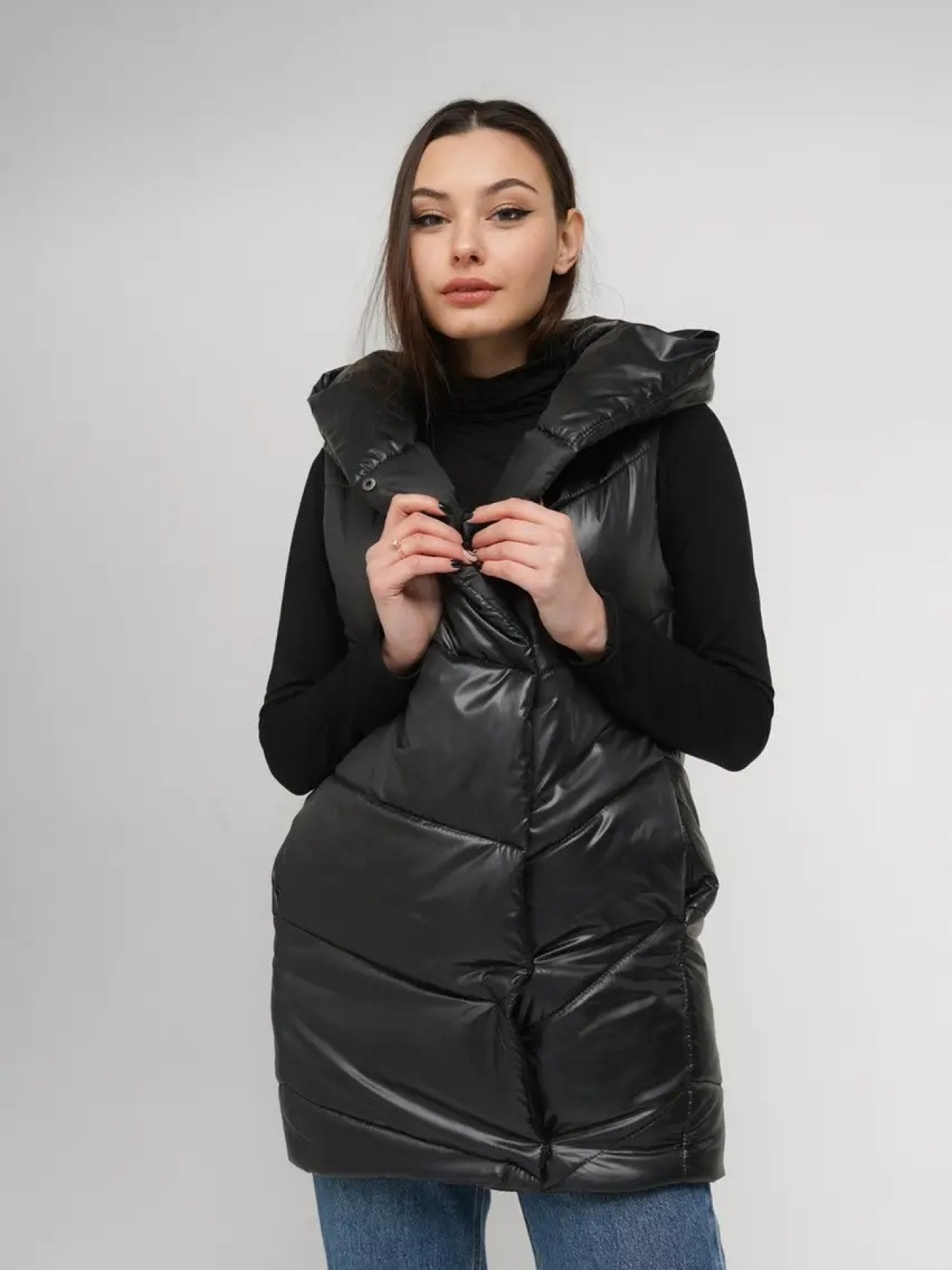 Утепленный жилет UVENTUM модель ZHILET-VS Утепленный жилет UVENTUM модель ZHILET-VS Фото