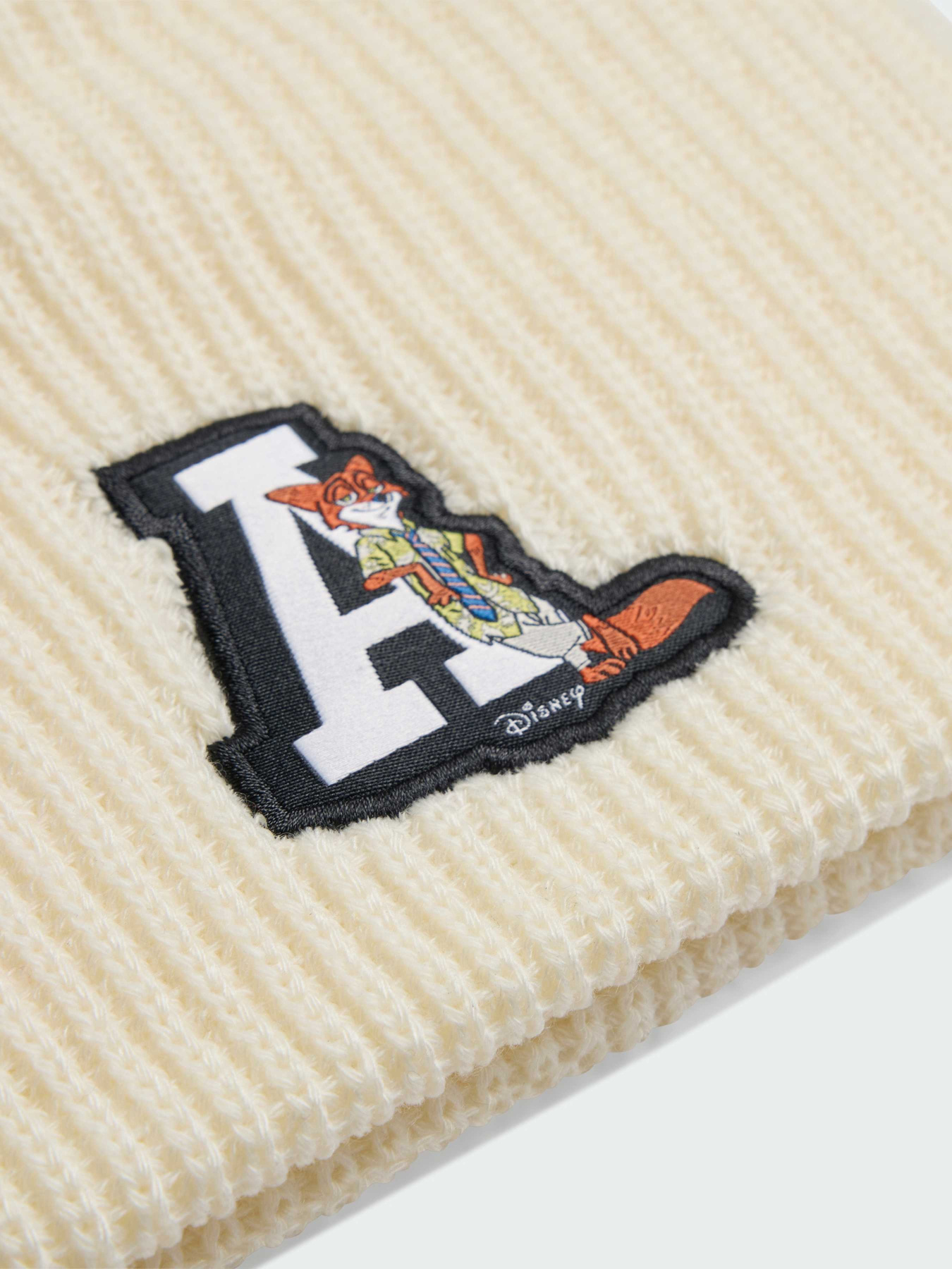 Шапка Adidas x Disney модель JW2952 Фото