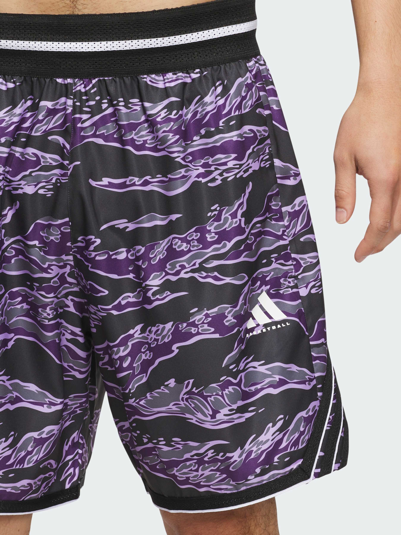 Шорты спортивные Adidas модель JV6911 Фото