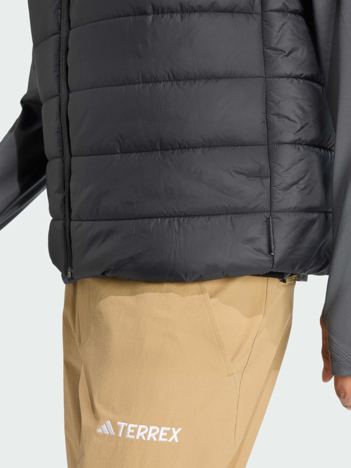 Утеплений жилет Adidas модель KA9740 Фото