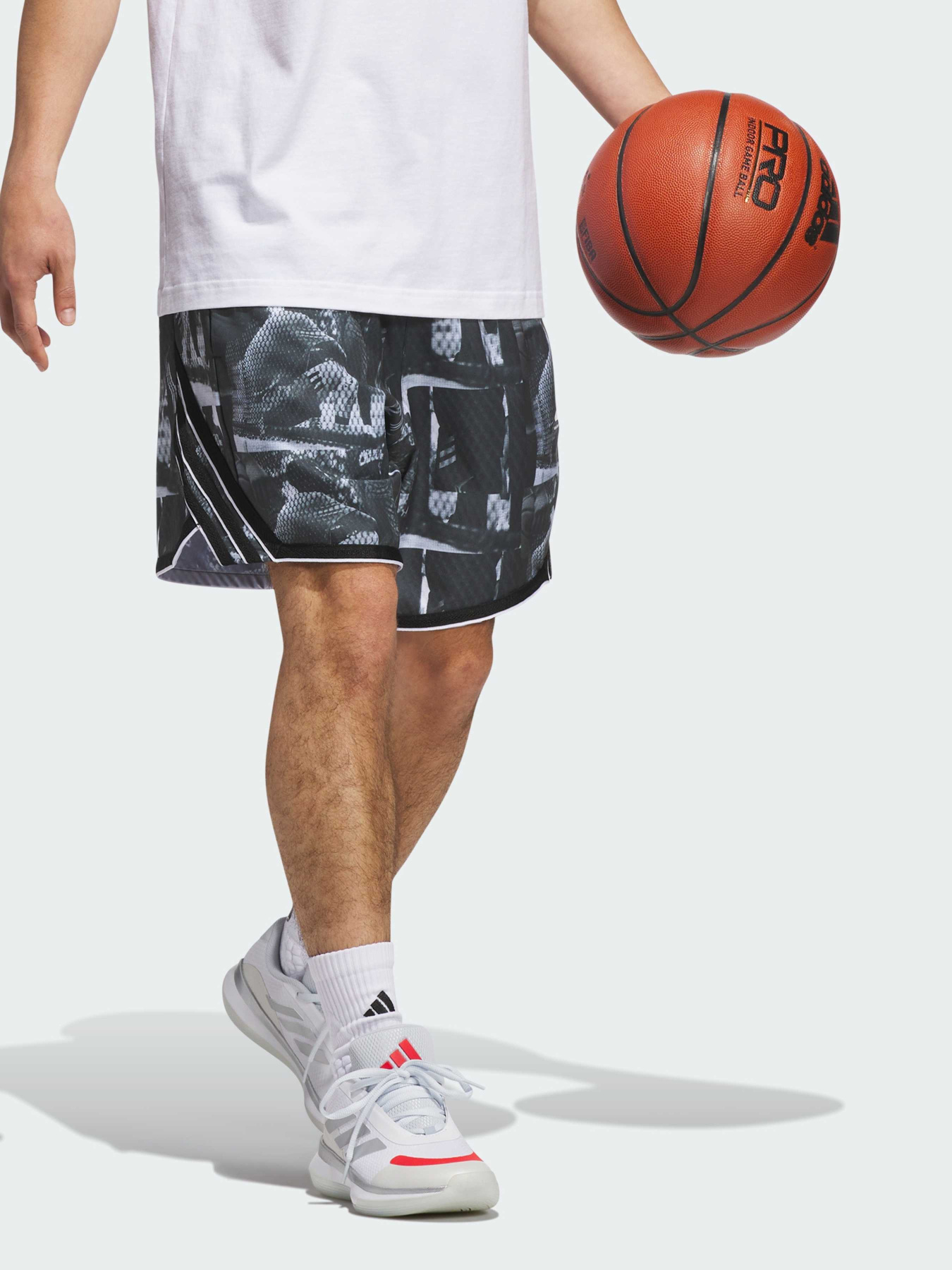 Шорты спортивные Adidas модель JN2460 Фото