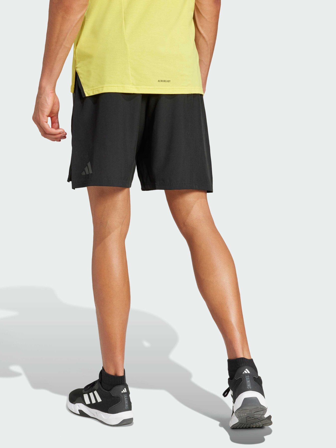 Шорты спортивные Adidas модель JE5682 Фото