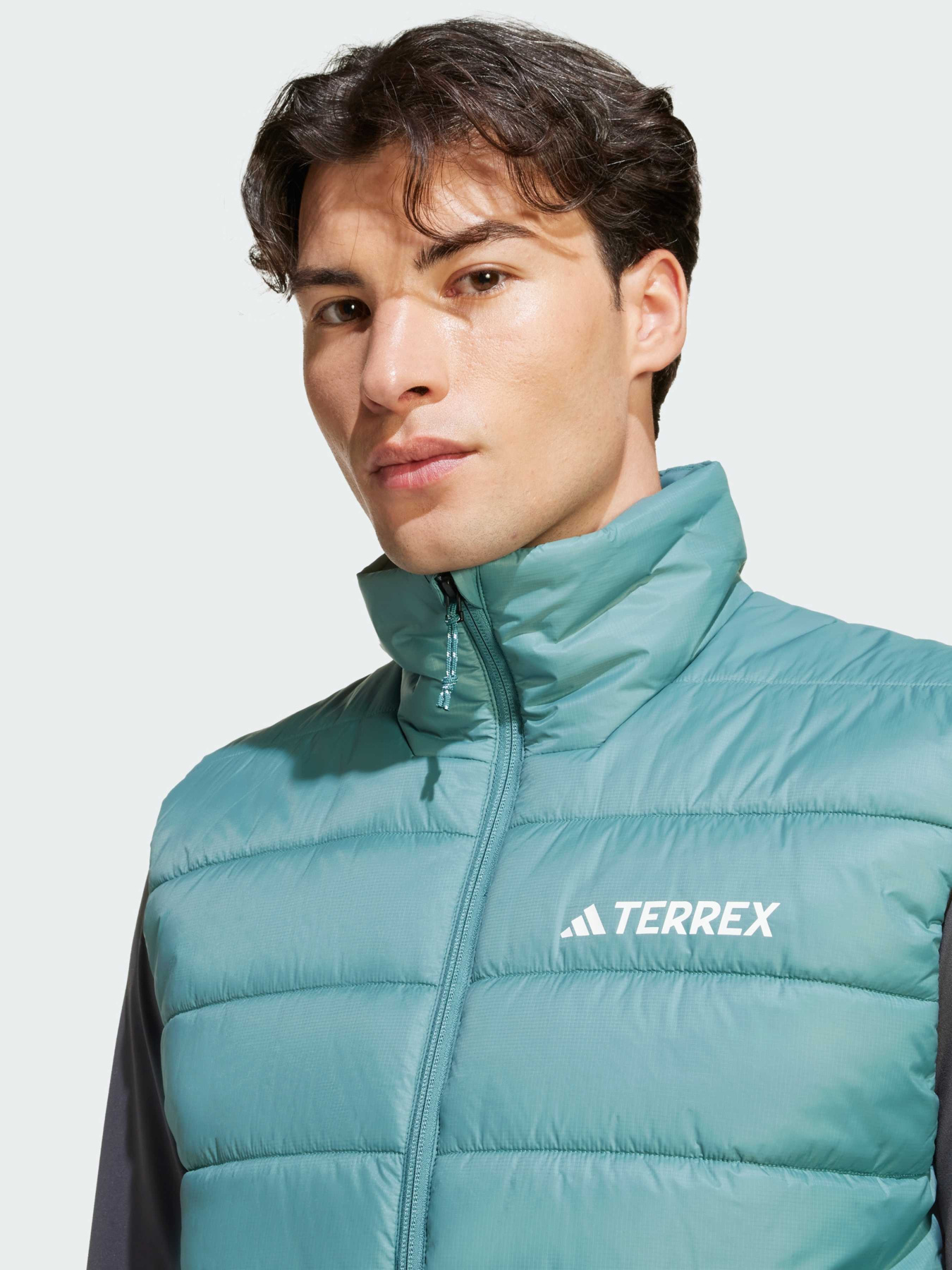 Жилет з утеплювачем Adidas модель KA9742 Фото