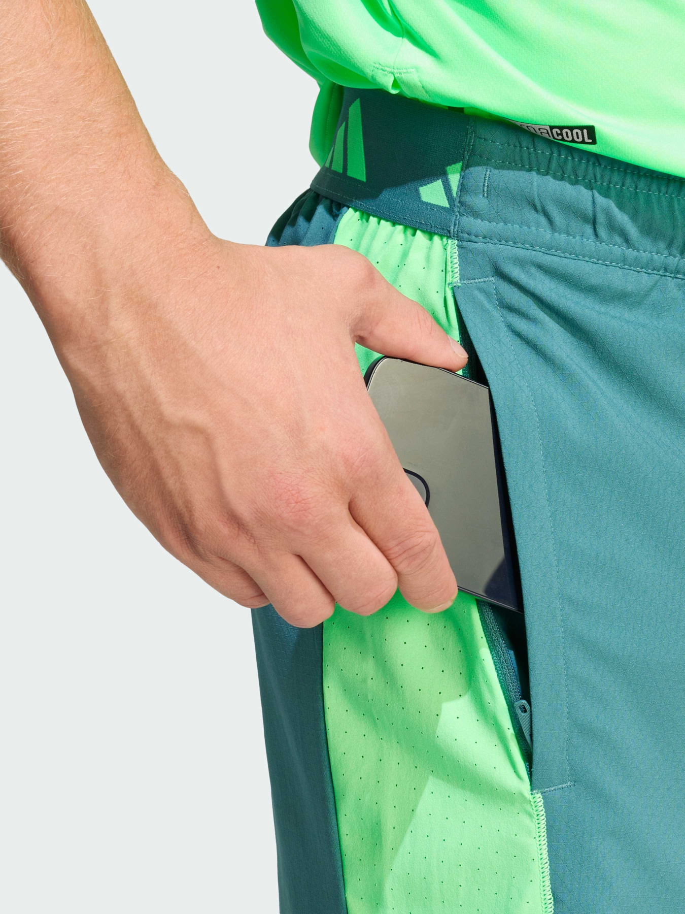 Спортивні шорти Adidas модель JX0027 Фото