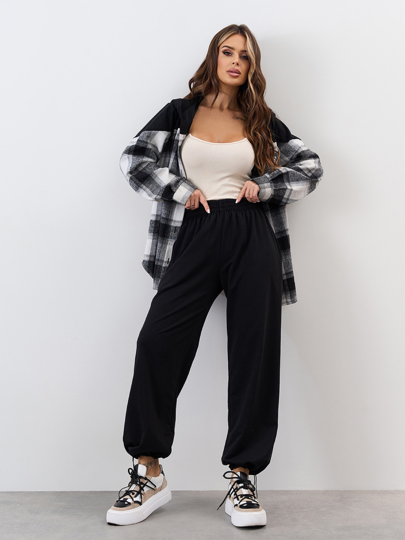 Штаны спортивные ISSA Plus модель 15340B_черный Фото