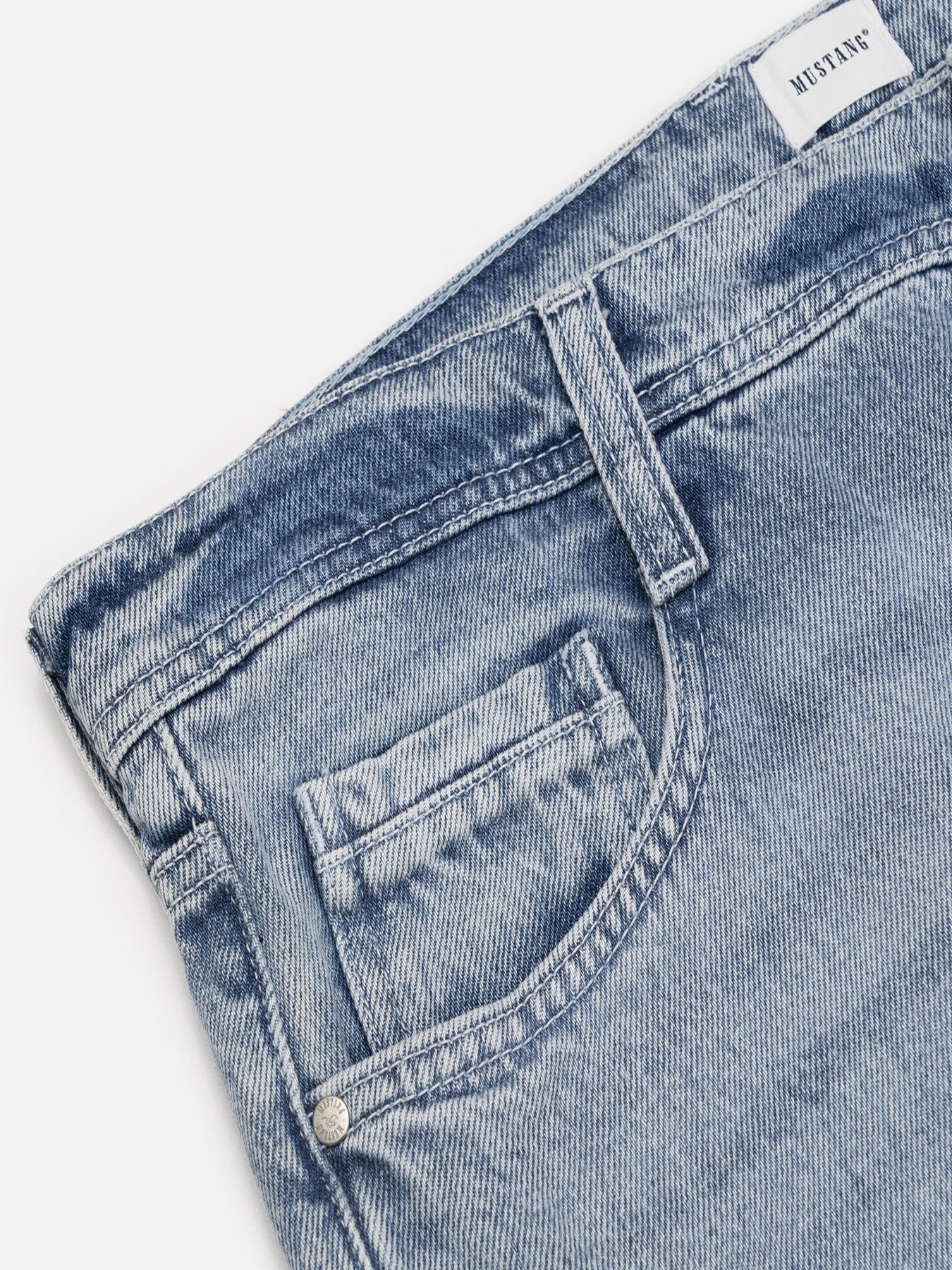 Прямые джинсы Mustang Jeans Denver Straight модель 1015522 Фото