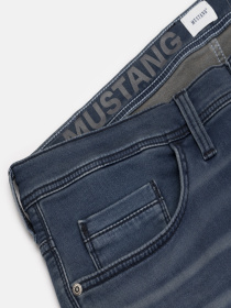 Зауженные джинсы Mustang Jeans Oregon Slim K модель 1015873 Фото