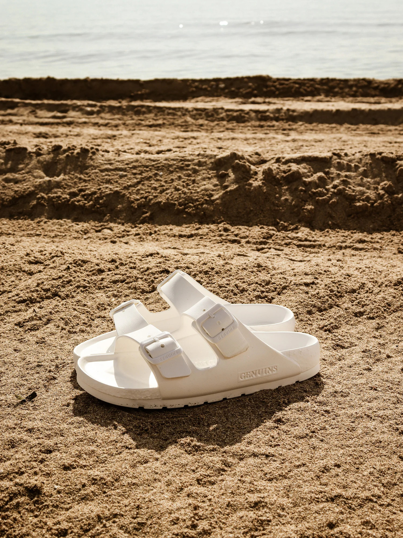 Шлепанцы GENUINS модель G106700 Фото