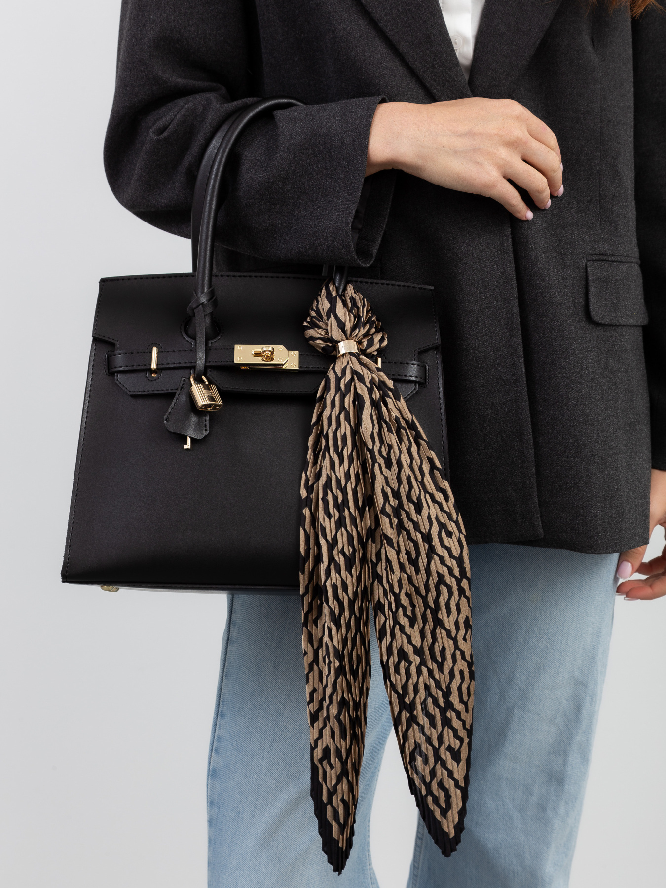 Платок Famo модель APL-238298_02 Фото