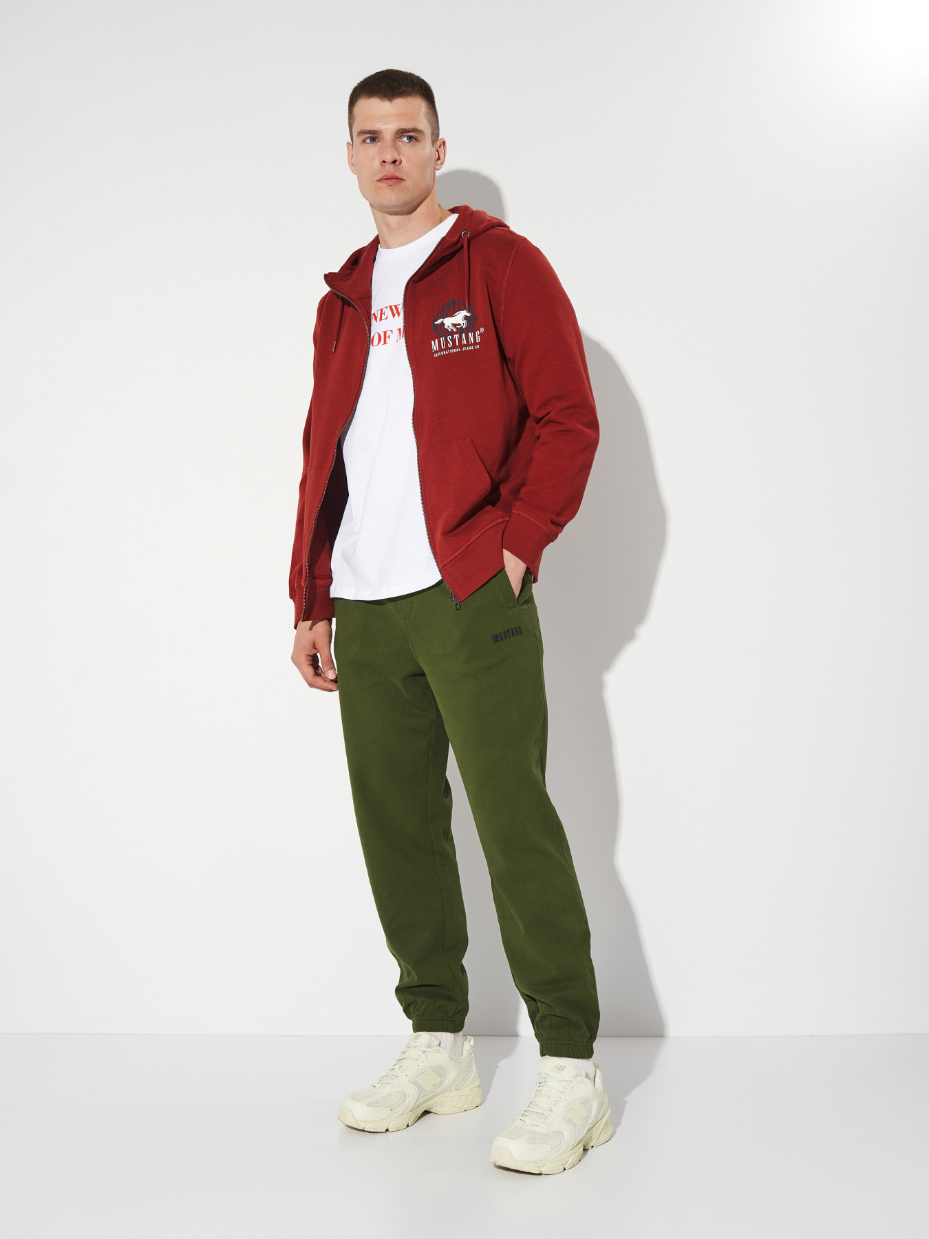 Штаны спортивные Mustang Jeans Logan модель 1015689 Фото