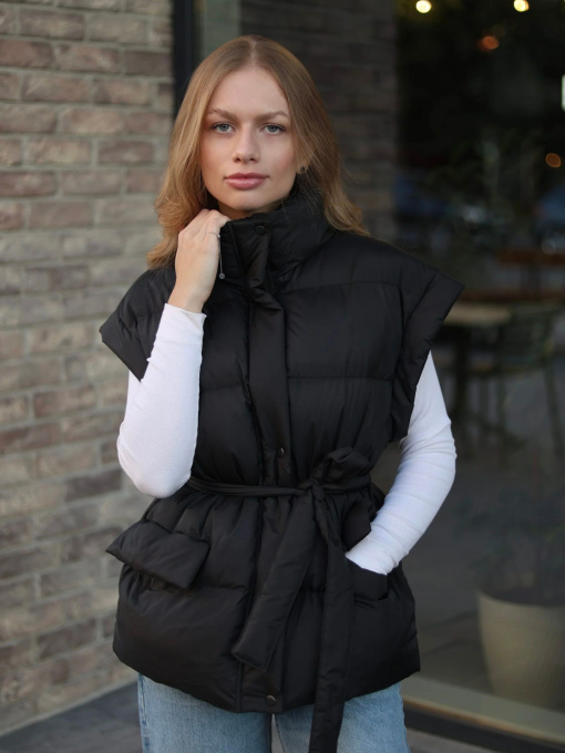 Утепленный жилет KAZKOVA модель T1759078302 Фото