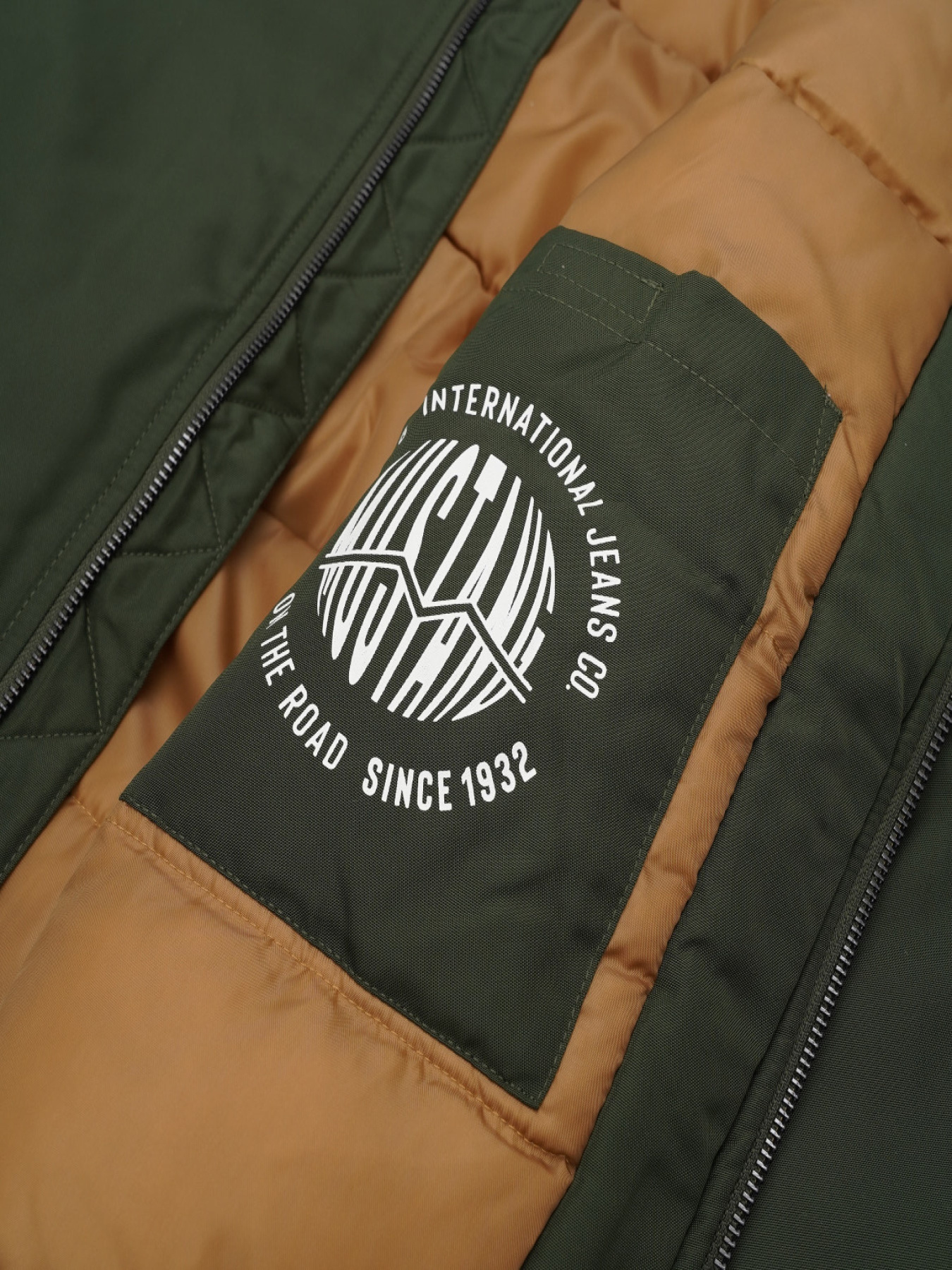 Бомбер Mustang Jeans Daniel Bomber AW модель 1014174 Фото