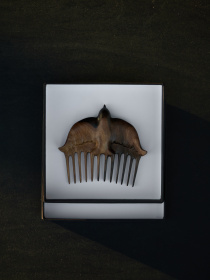 Дерев’яний гребінець для волосся «Ластівка» GNIZDO модель WHСS Фото