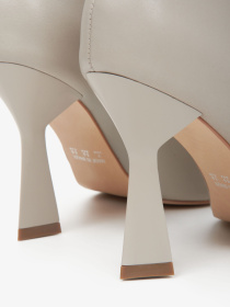 Ботинки и сапоги Estro модель 613004-105 Фото