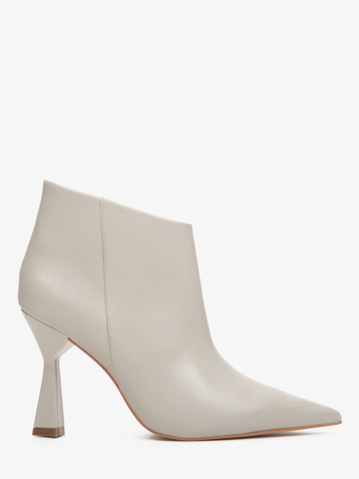 Ботинки и сапоги Estro модель 613004-105 Фото