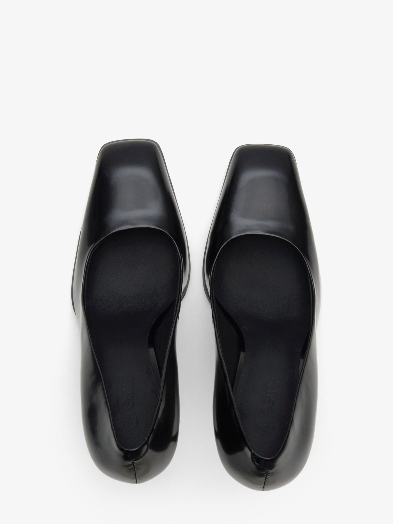 Туфли и лоферы Estro модель 3325-01-1-101 Фото