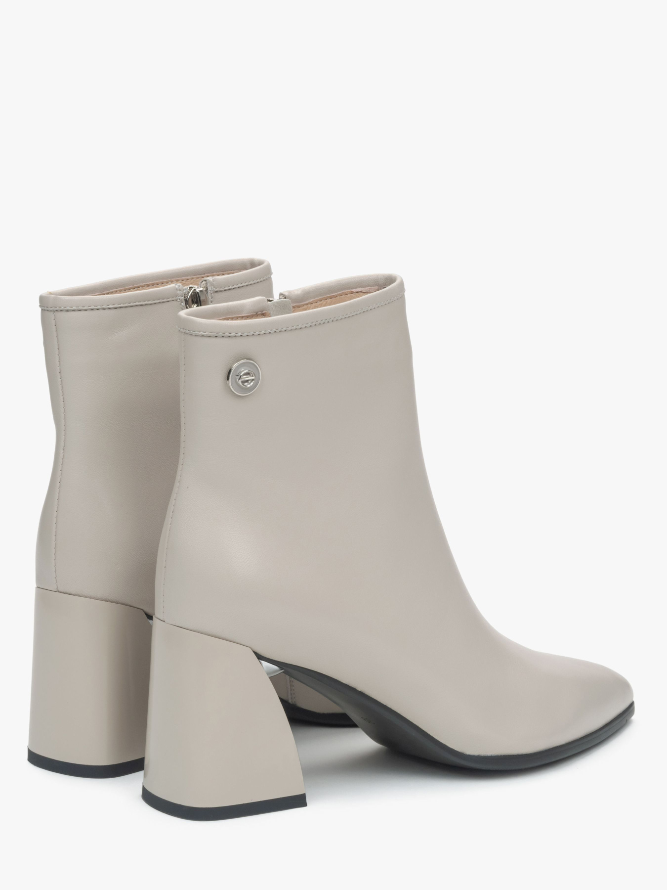 Ботинки и сапоги Estro модель 6765-5160-3149-1201 Фото