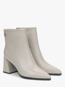 Ботинки и сапоги Estro модель 6765-5160-3149-1201 Фото