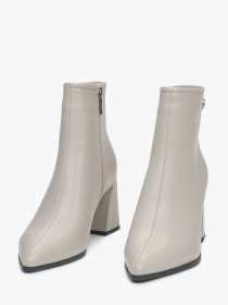 Ботинки и сапоги Estro модель 6765-5160-3149-1201 Фото