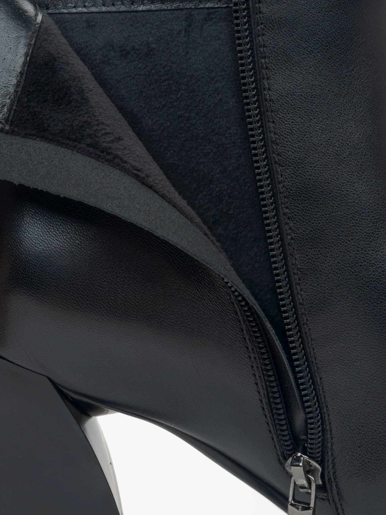 Ботинки и сапоги Estro модель 6765-5160-1847-101 Фото