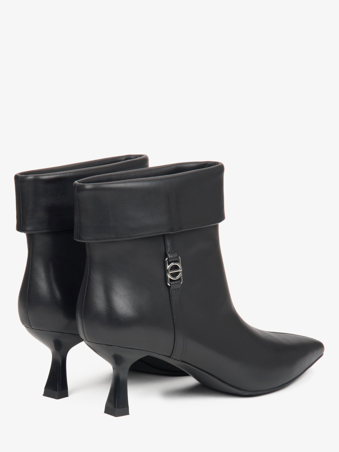 Черевики та чоботи Estro модель 2501-21-1-101 Фото