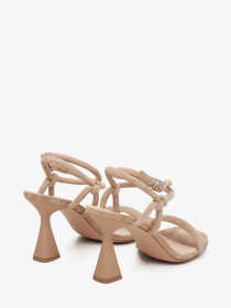 Сандалии Estro модель 2276-5-9-323 Фото