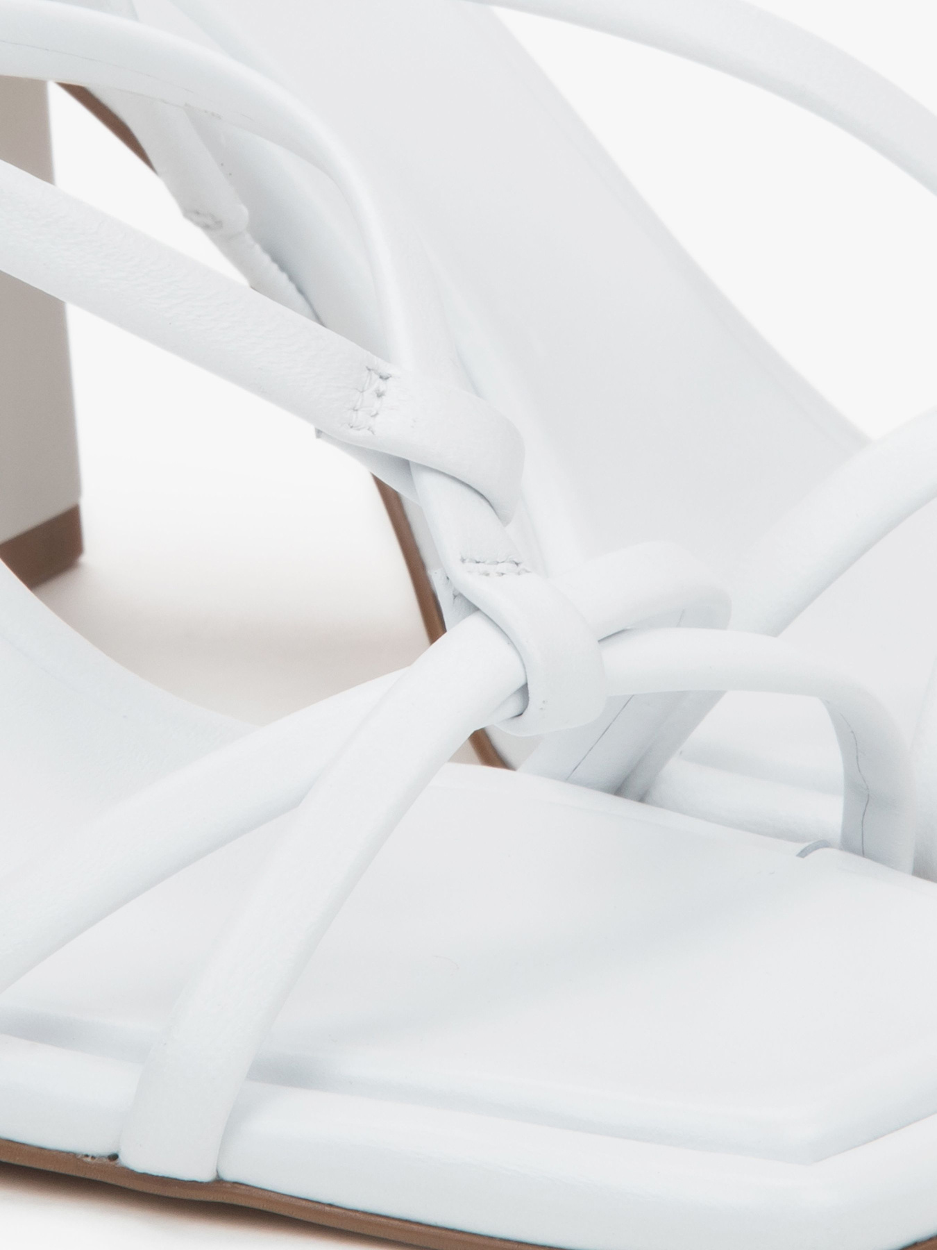 Сандалии Estro модель 2238-2-12-102 Фото