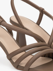 Сандалии Estro модель 0556-59-04-108 Сандалии Estro модель 0556-59-04-108 Фото