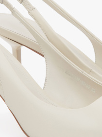 Туфли и лоферы Estro модель 24043-1-02-1201 Фото