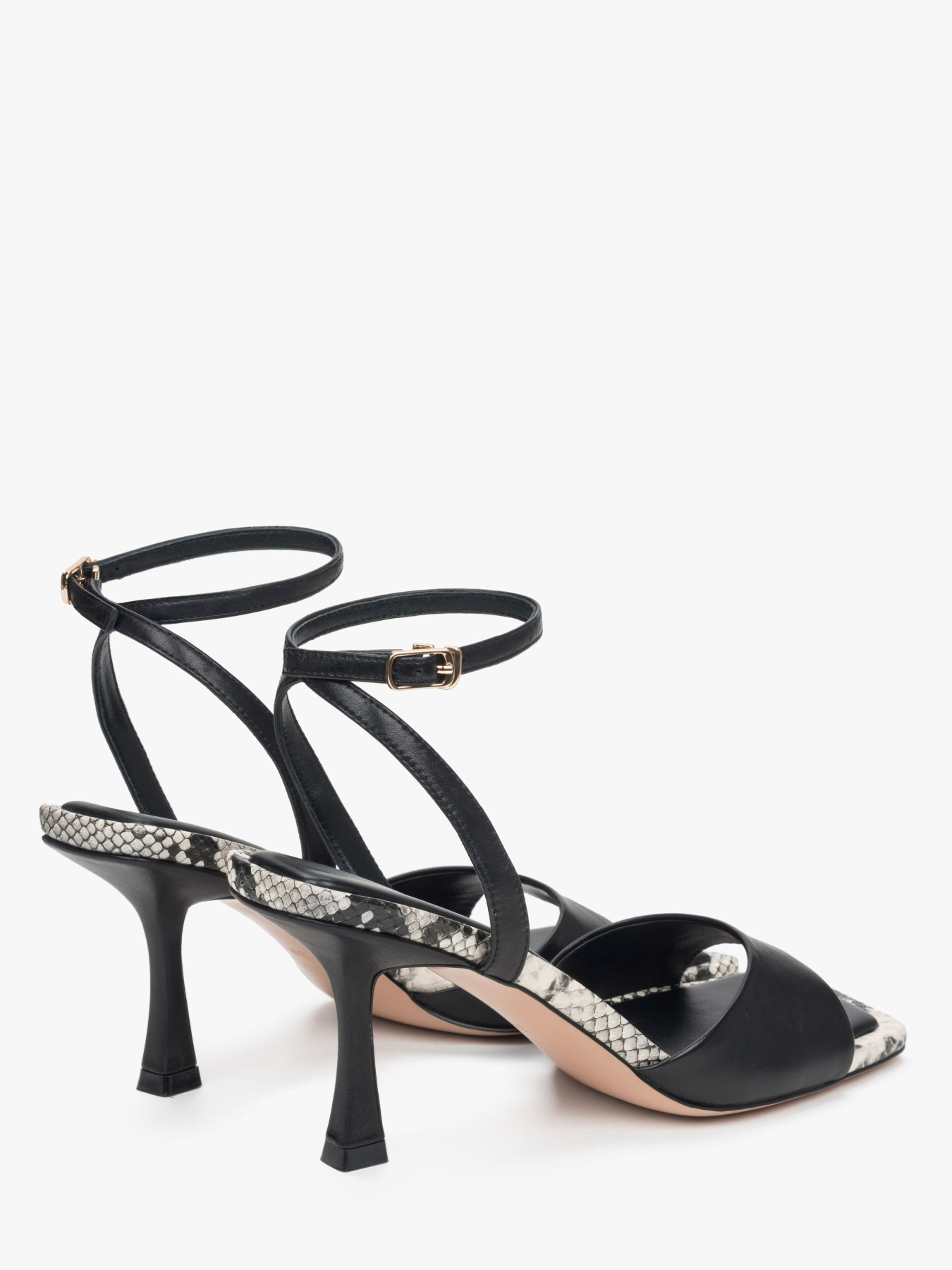 Сандалии Estro модель 530-08-02-101 Фото