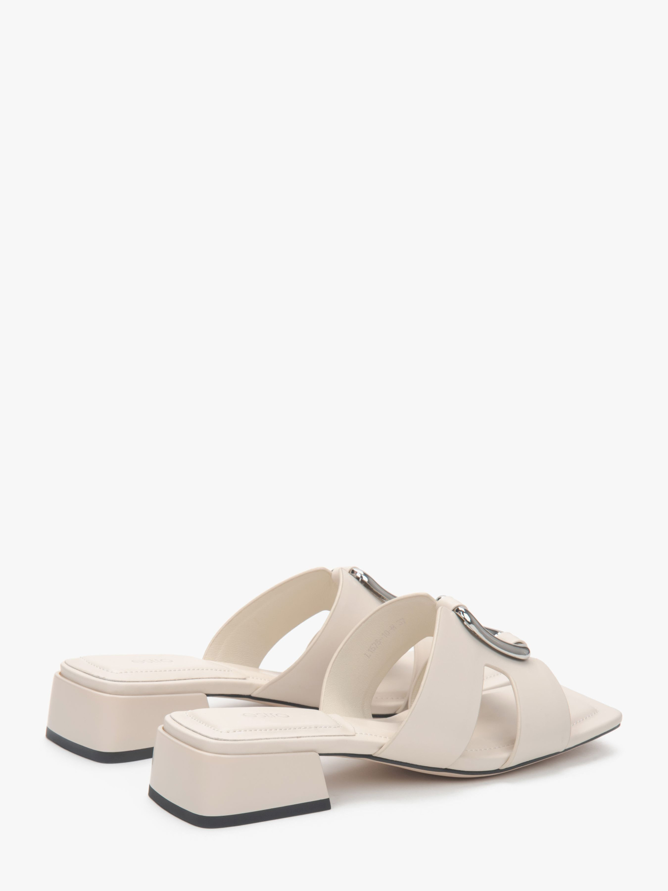 Шльопанці Estro модель 1575-10-1201 Фото