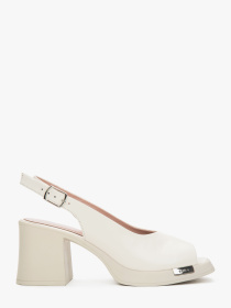 Сандалии Estro модель 22-1606-1201 Сандалии Estro модель 22-1606-1201 Фото