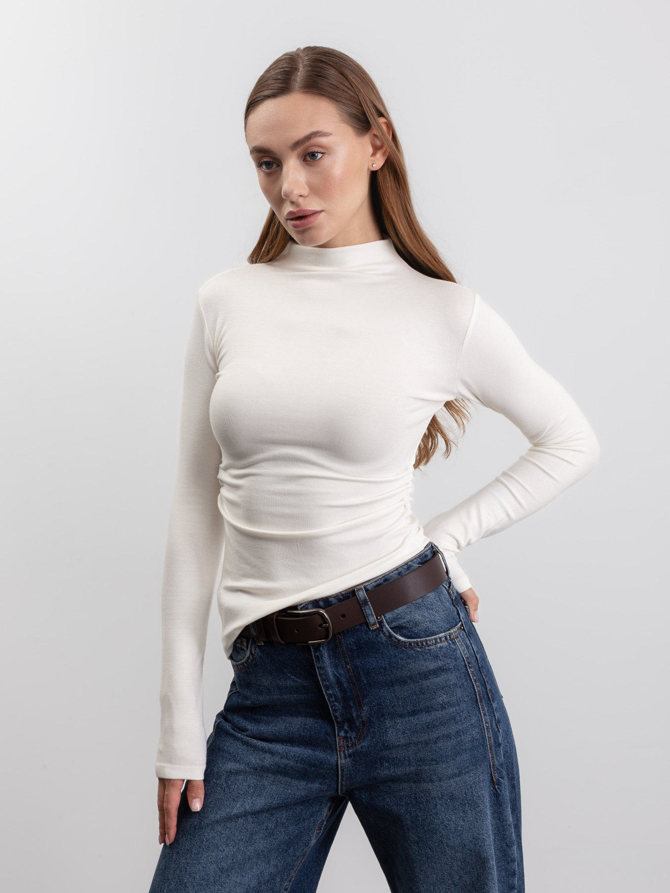 Лонгслив Famo модель LNG-251048_01 Фото