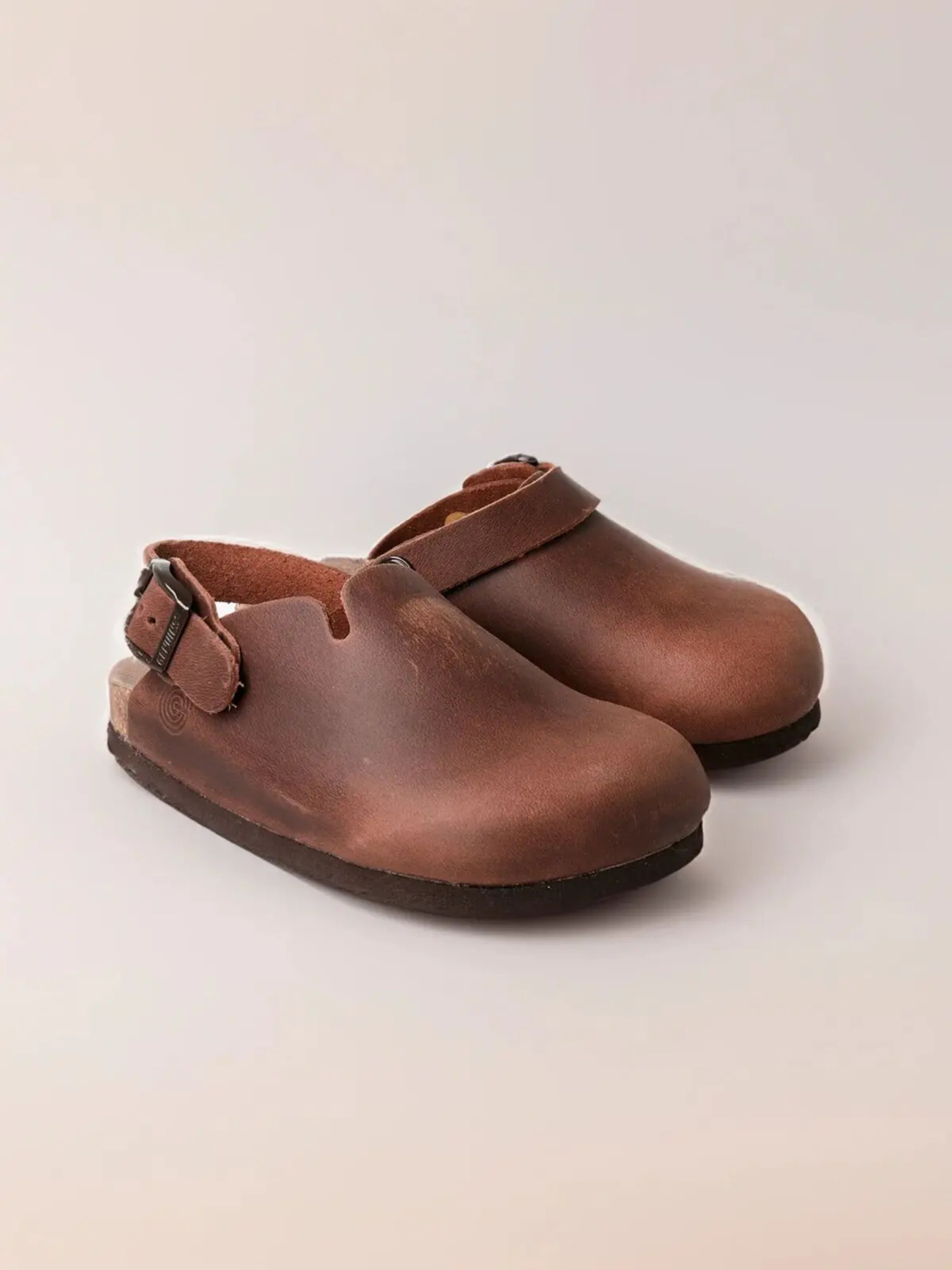 Сабо GENUINS модель G105932 Фото