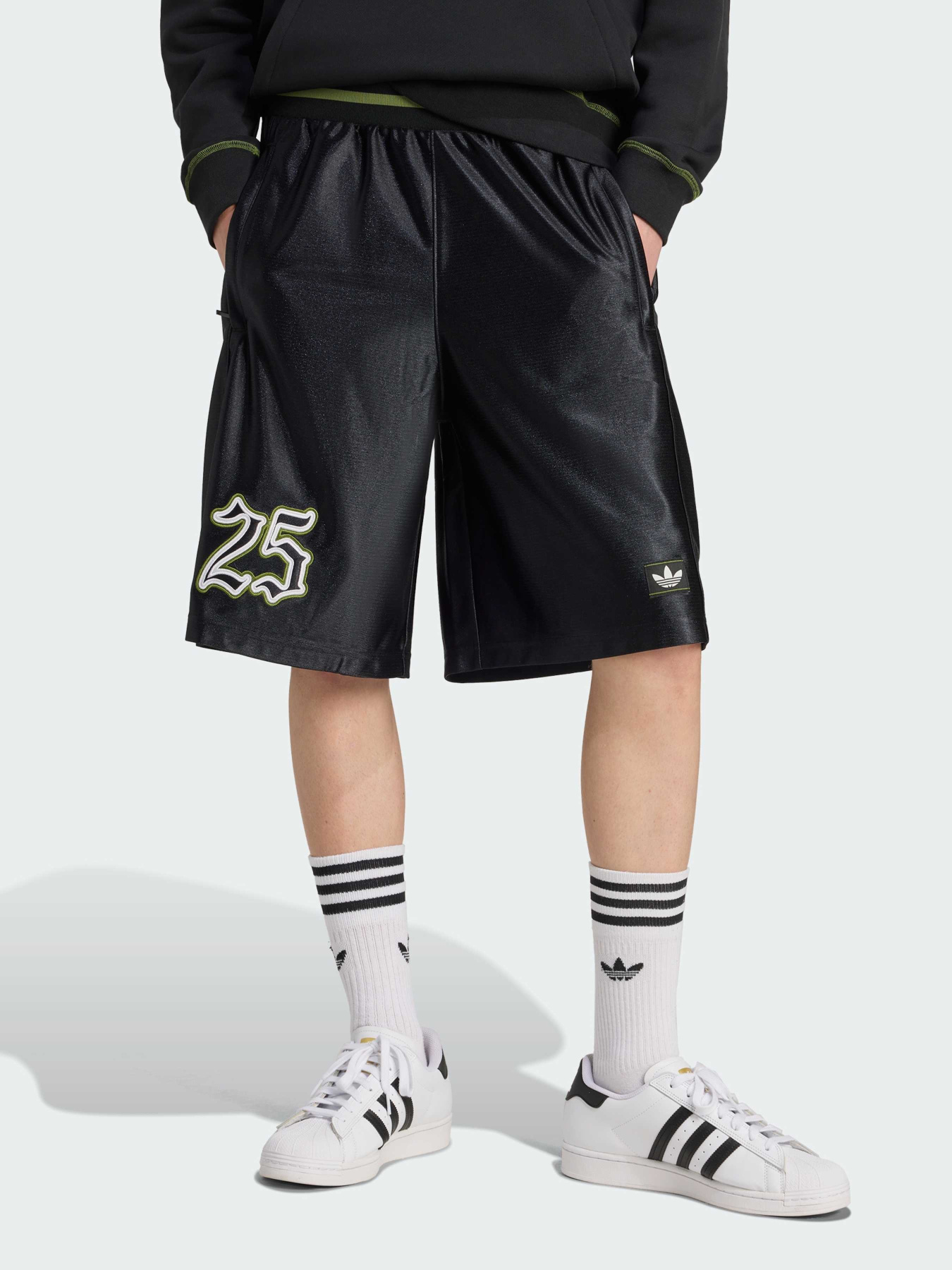 Шорты Adidas Superstar модель JY2769 Фото