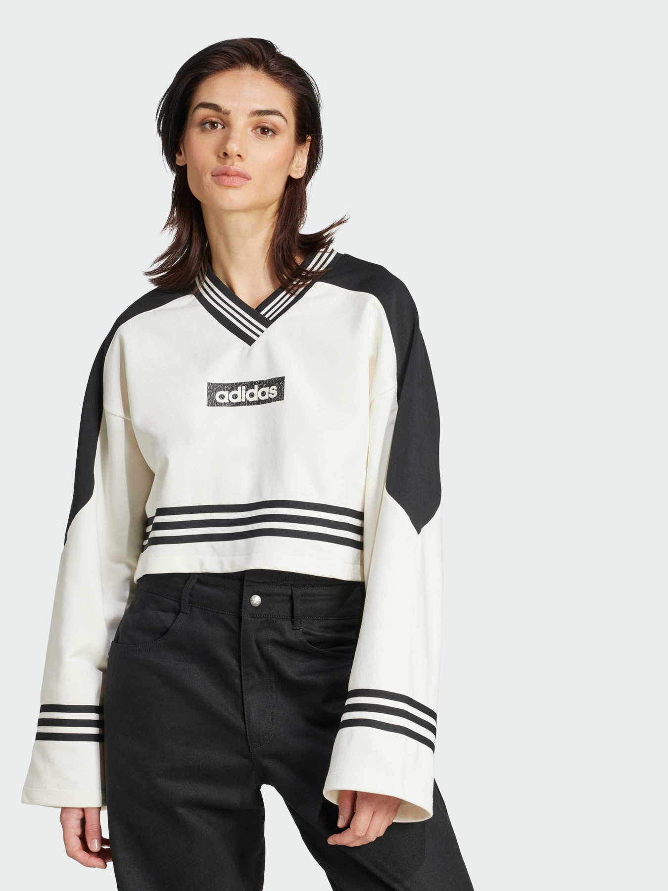 Свитшот Adidas модель JX7597 Фото