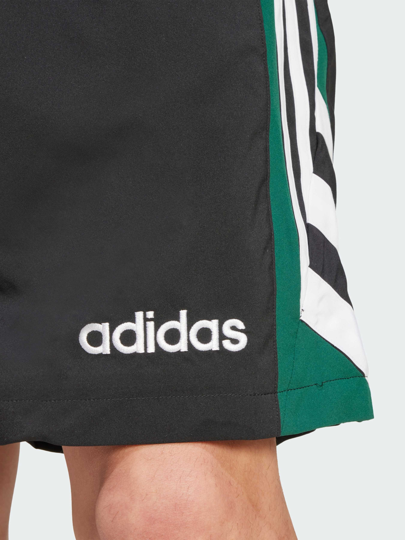 Шорты Adidas модель JX3077 Фото