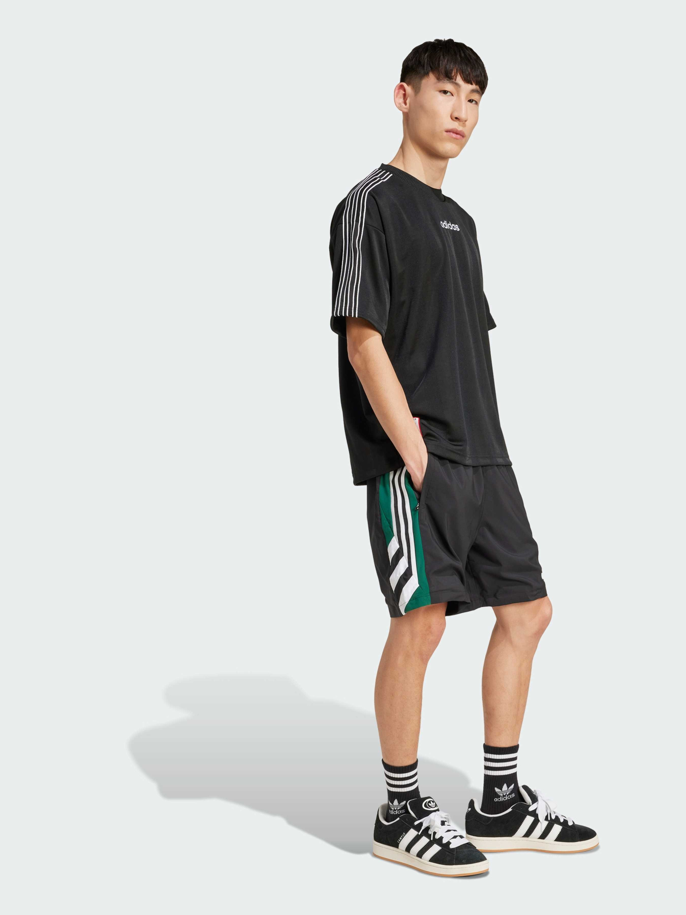 Повсякденні шорти Adidas модель JX3077 Фото