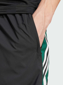 Повсякденні шорти Adidas модель JX3077 Фото