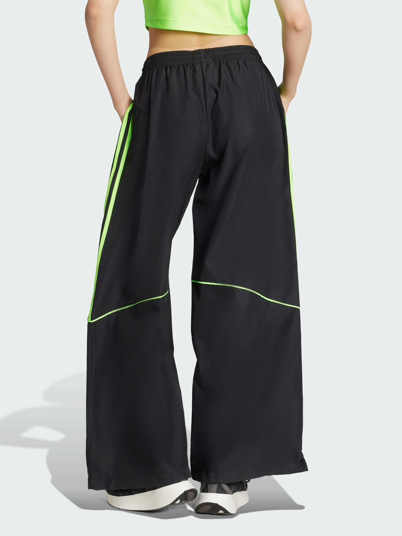 Брюки палаццо Adidas Adicolor модель JV7478 Фото