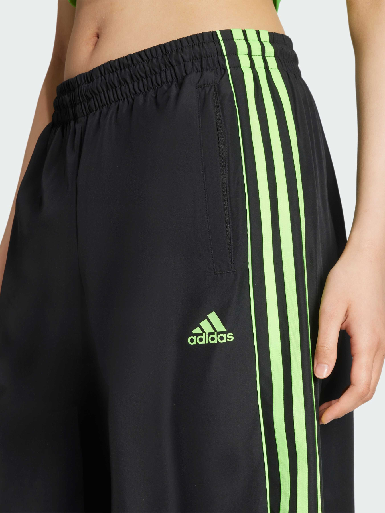 Брюки палаццо Adidas Adicolor модель JV7478 Фото