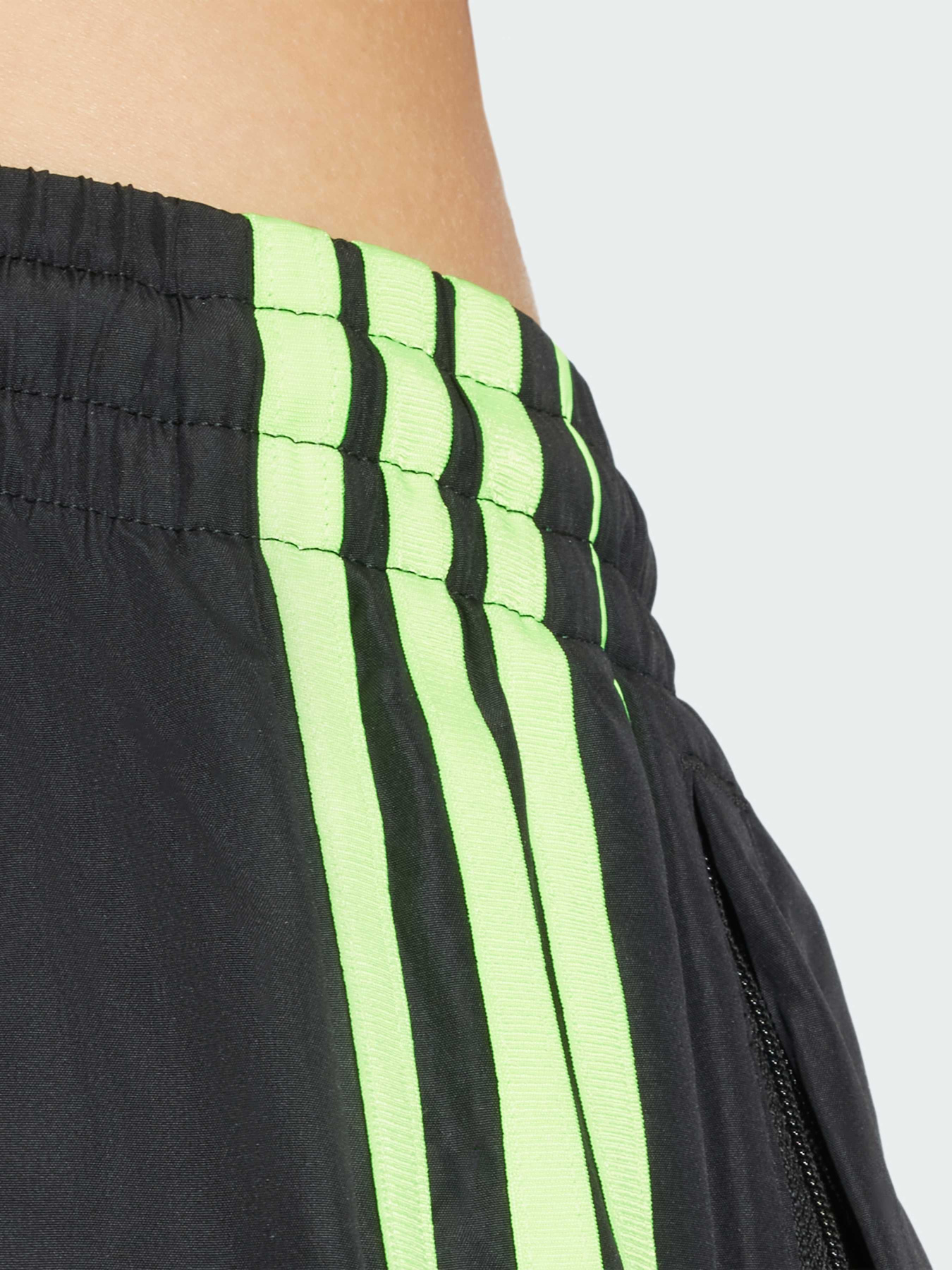 Брюки палаццо Adidas Adicolor модель JV7478 Фото