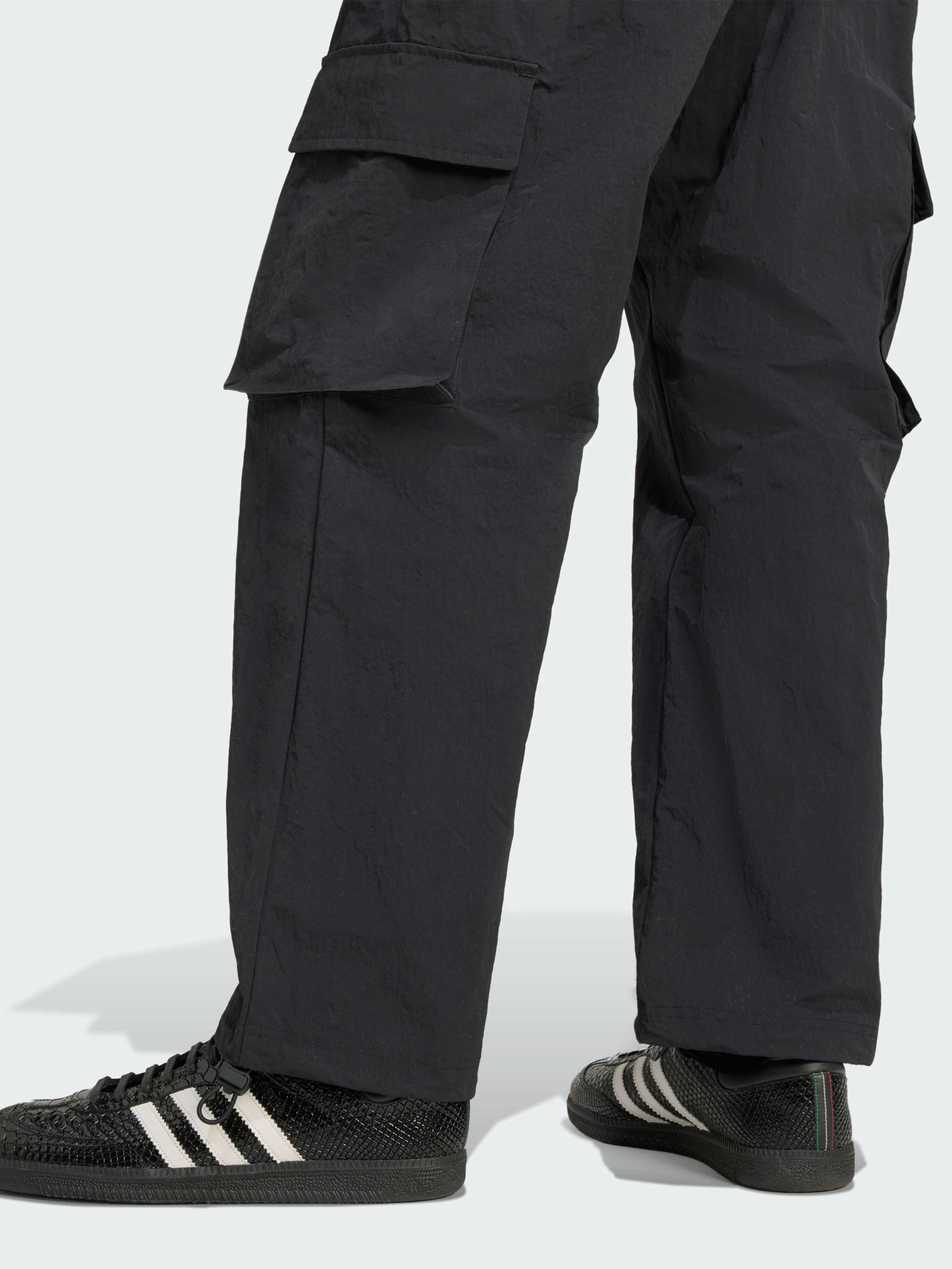 Карго Adidas модель JV9892 Карго Adidas модель JV9892 Фото