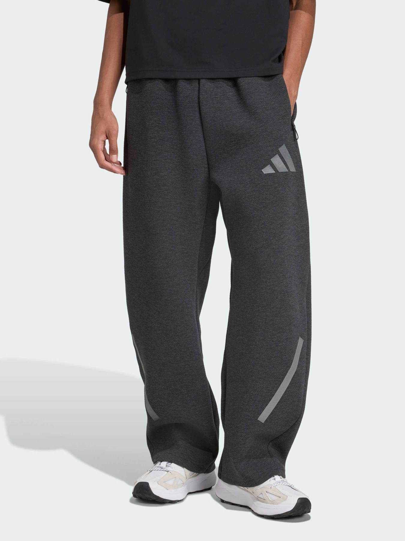 Штани повсякденні Adidas ZNE модель JM6056 Фото