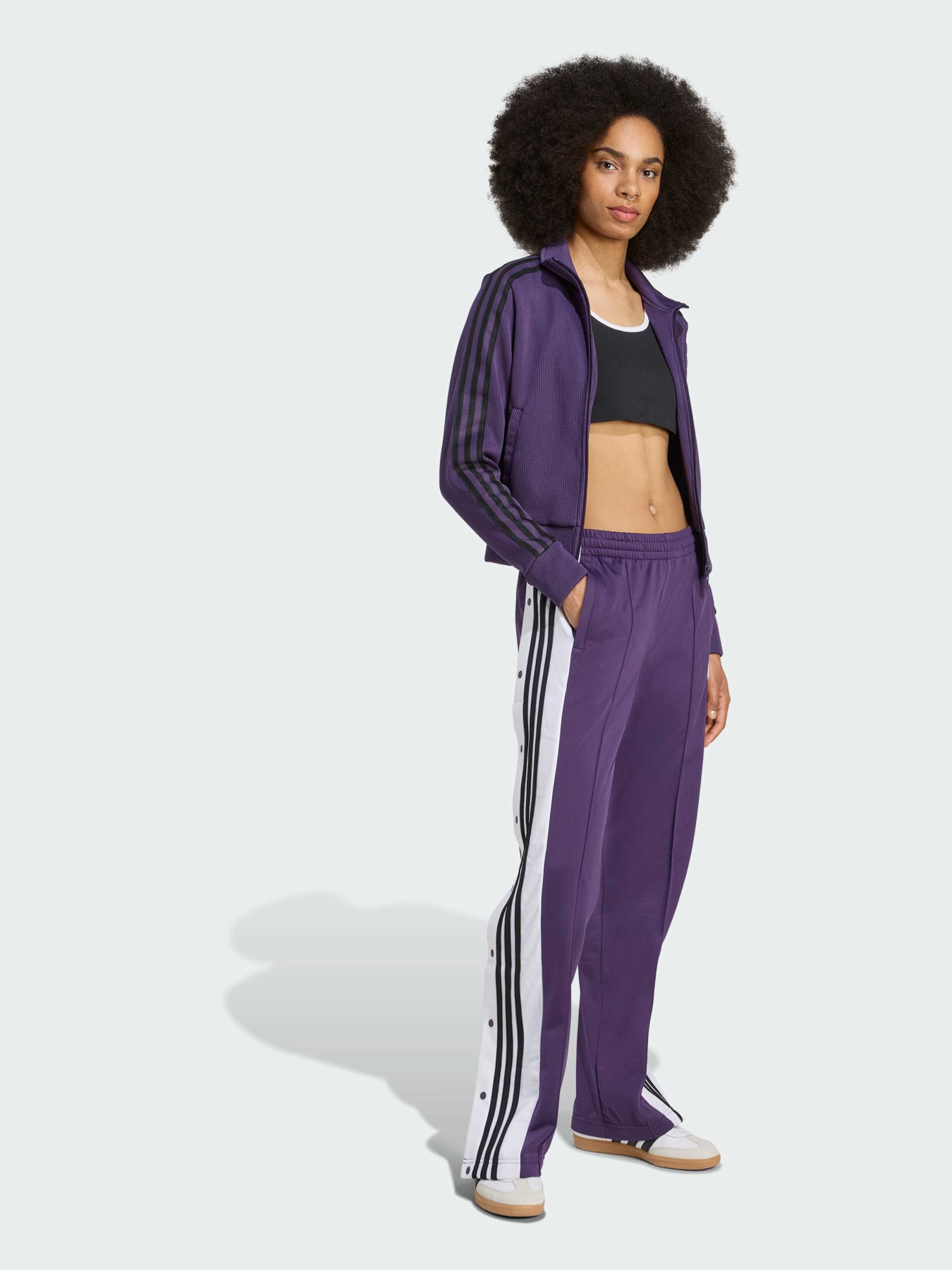 Повседневные штаны Adidas Adicolor модель JV7516 Повседневные штаны Adidas Adicolor модель JV7516 Фото