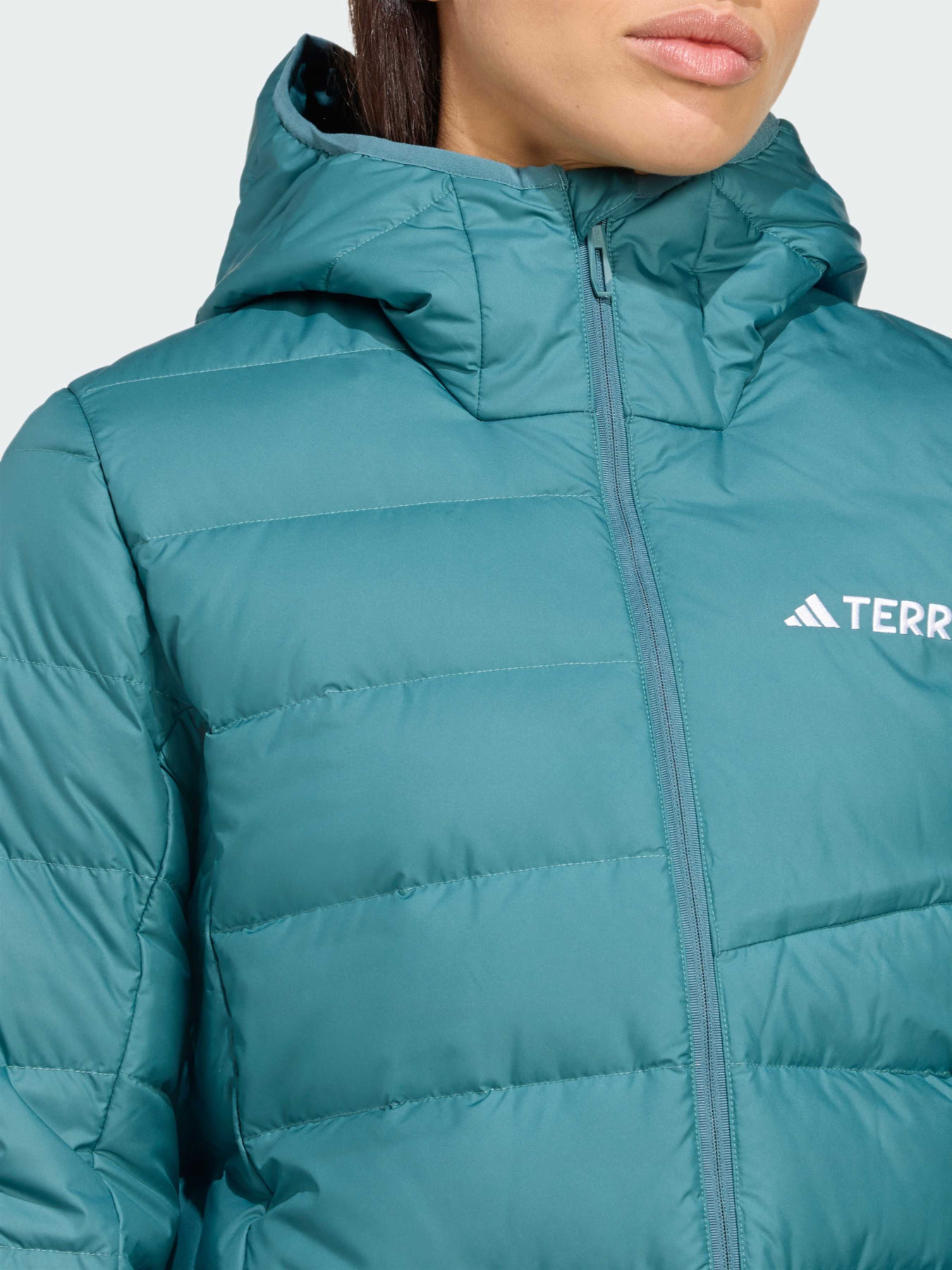 Пуховик Adidas модель JM8731 Пуховик Adidas модель JM8731 Фото