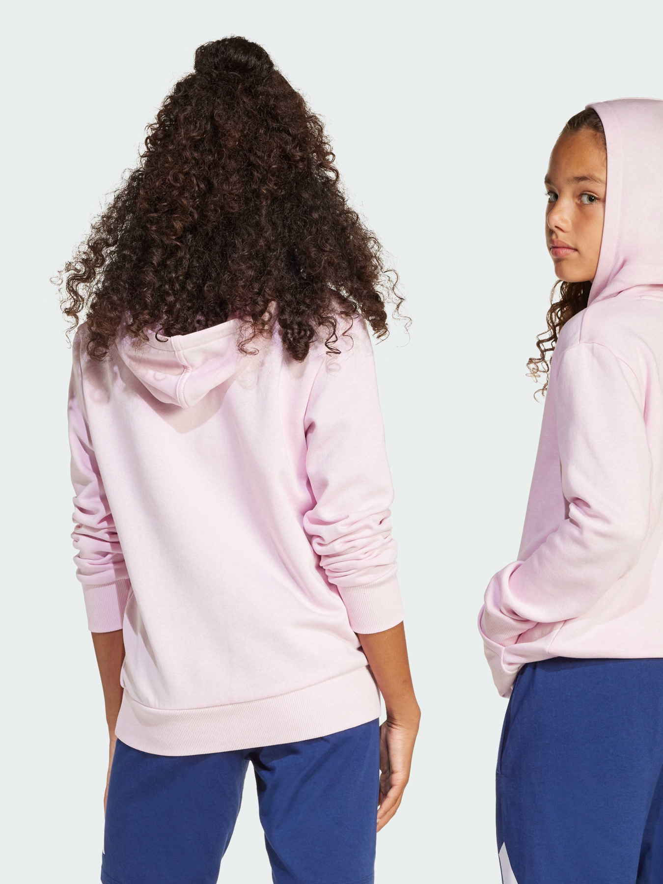 Худи Adidas модель JC9773 Худи Adidas модель JC9773 Фото